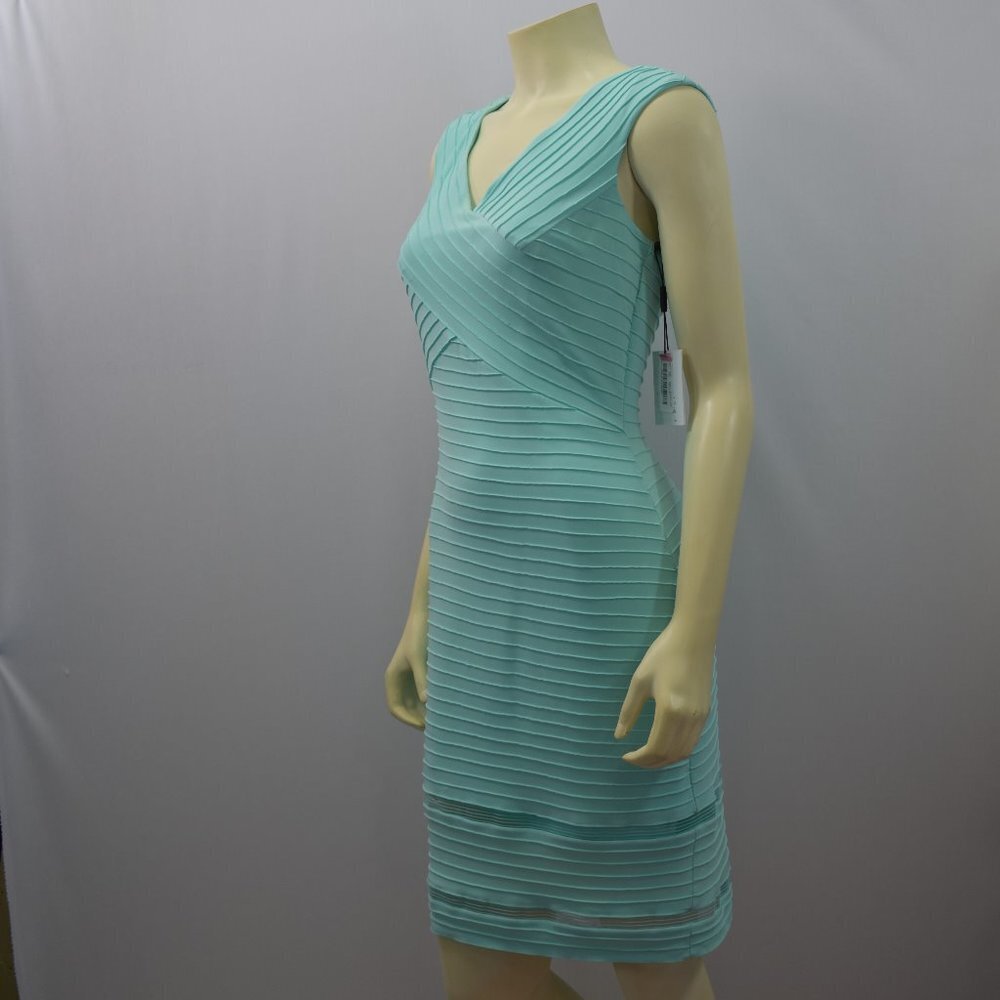 CALVIN KLEIN RIBBEBβ SHEATH DRESS SZ 8 NEW WITH TAG